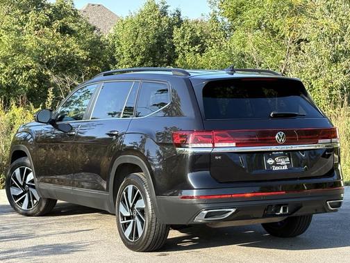 2024 Volkswagen Atlas 2.0T SE w/Technology 4MOTION