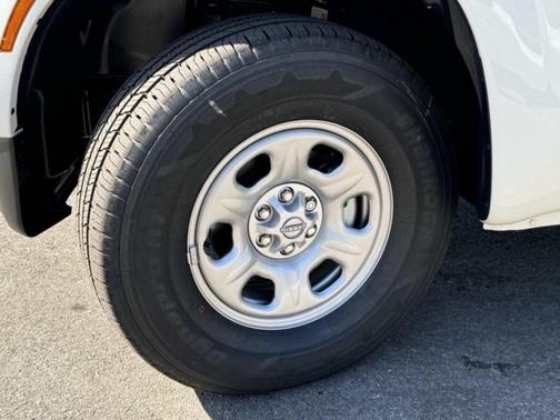 2025 Nissan Frontier S