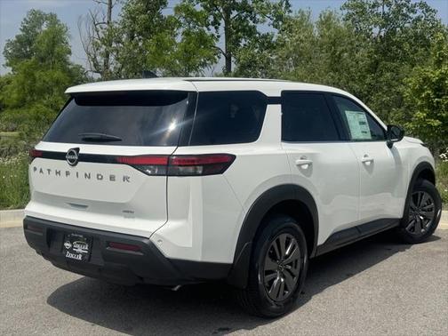 2025 Nissan Pathfinder S 4WD