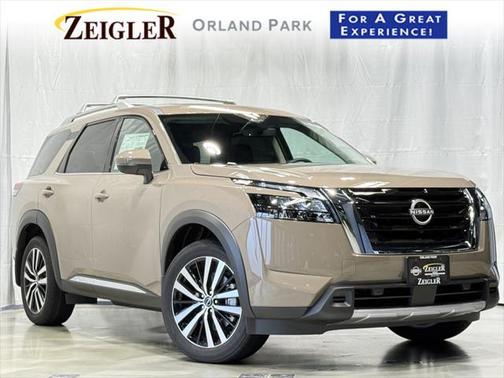 2025 Nissan Pathfinder Platinum 4WD