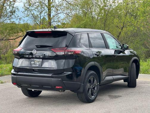 Super Black 2026 Nissan Rogue SV