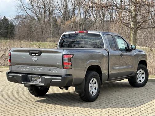2025 Nissan Frontier S