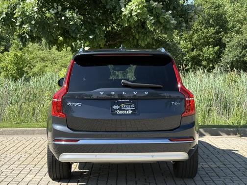 2022 Volvo XC90 T6 Inscription