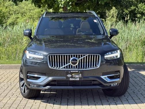 2022 Volvo XC90 T6 Inscription