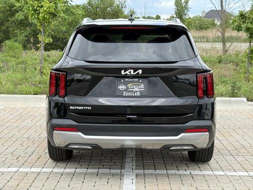 2024 Kia Sorento S
