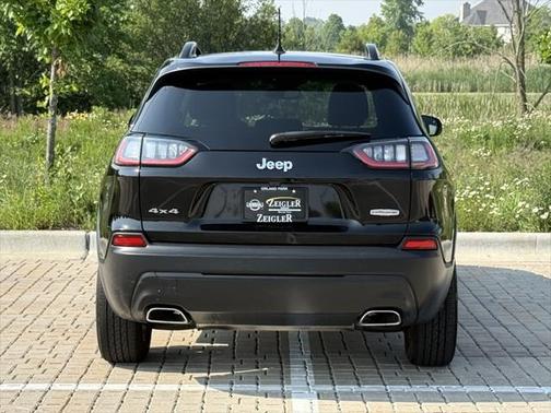 2022 Jeep Cherokee Latitude Lux
