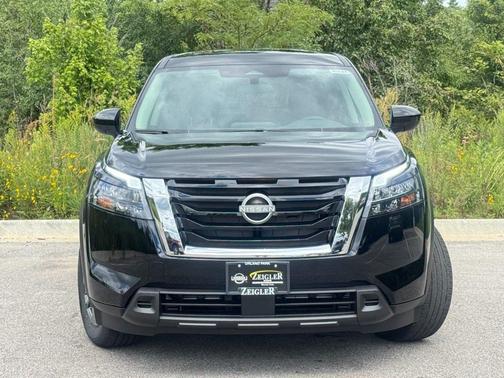 2025 Nissan Pathfinder S 4WD