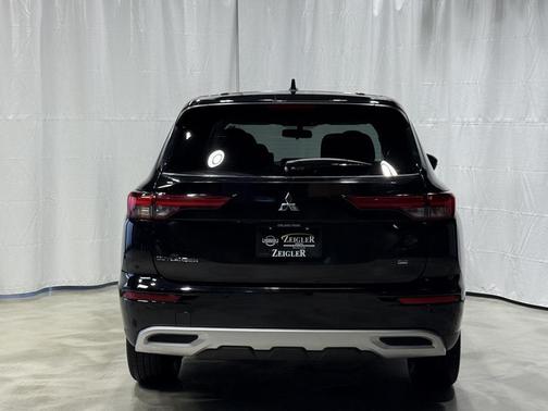 2024 Mitsubishi Outlander SE 2.5 2WD