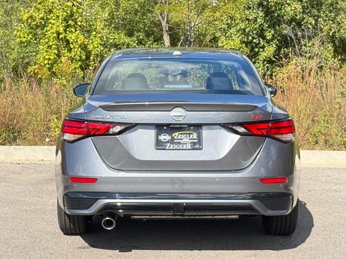 2025 Nissan Sentra SR