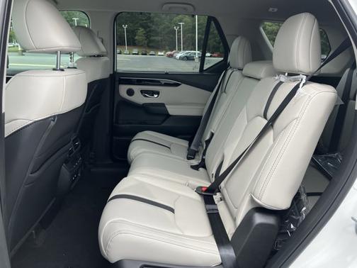 Platinum White Pearl 2026 Honda Pilot EX-L