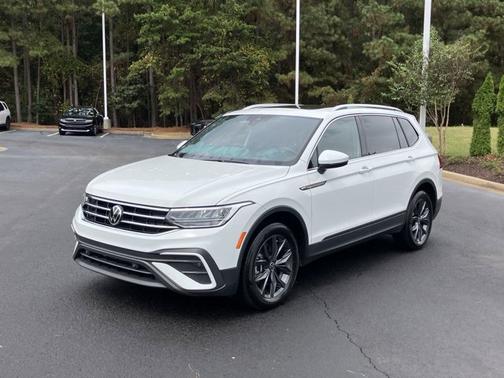 2022 Volkswagen Tiguan SE