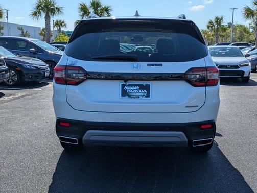 2025 Honda Pilot Touring
