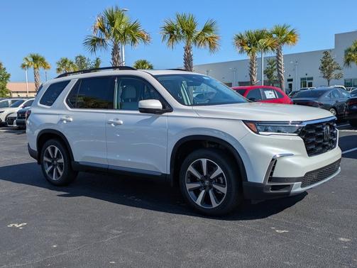 2025 Honda Pilot Touring