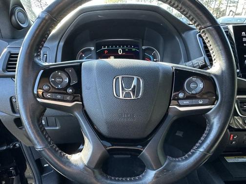 2022 Honda Pilot Black Edition