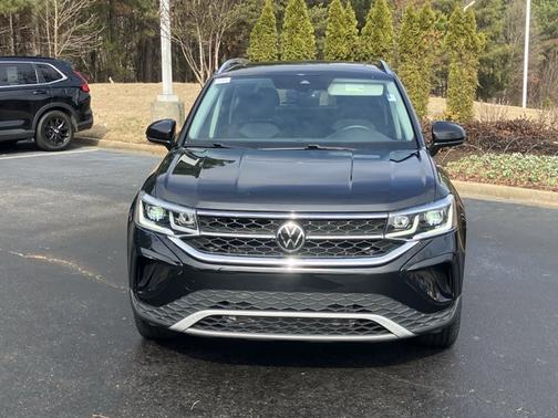 2023 Volkswagen Taos SEL