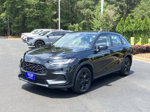 Crystal Black Pearl 2025 Honda HR-V LX