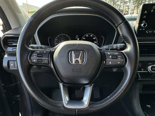 2023 Honda Pilot EX-L 8 Passenger