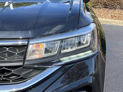 2024 Volkswagen Taos S