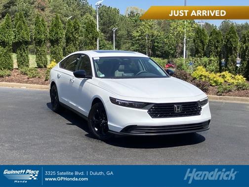 Platinum White Pearl 2025 Honda Accord SE