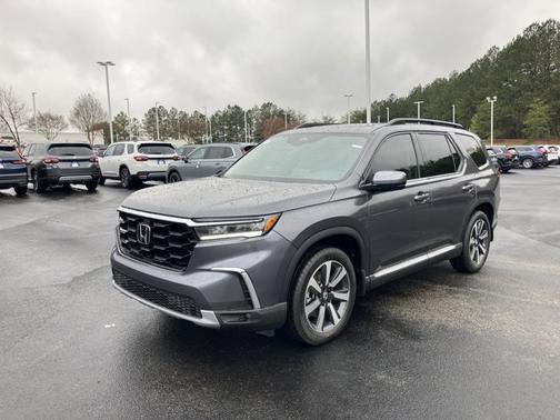 2025 Honda Pilot Touring