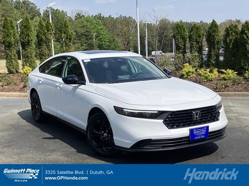 Platinum White Pearl 2025 Honda Accord SE