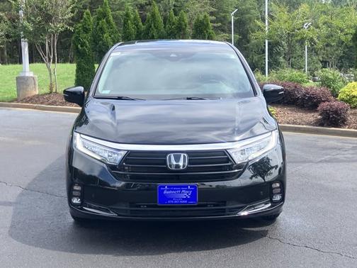 Crystal Black Pearl 2023 Honda Odyssey Touring