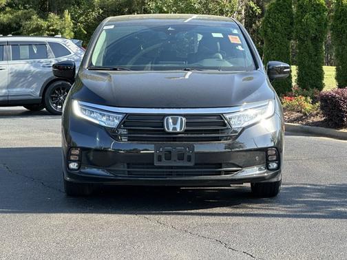 Crystal Black Pearl 2023 Honda Odyssey Touring