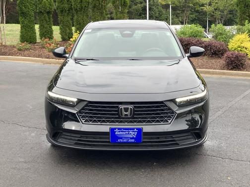 Crystal Black Pearl 2025 Honda Accord SE