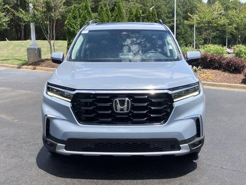 Sonic Gray Pearl 2025 Honda Pilot Touring