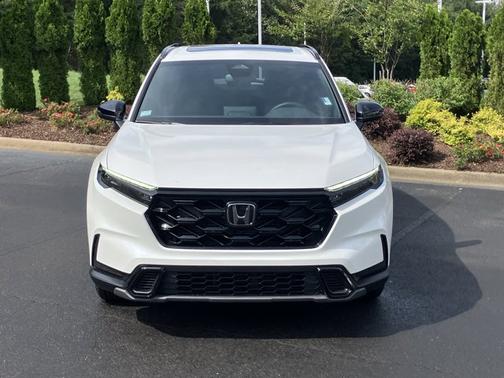 Platinum White Pearl 2026 Honda CR-V Hybrid Sport