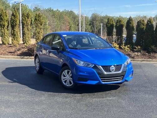 2022 Nissan Versa S