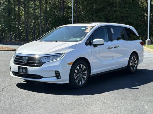 Platinum White Pearl 2024 Honda Odyssey EX-L