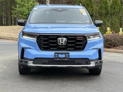 Diffused Sky Blue Pearl 2023 Honda Pilot TrailSport