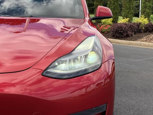 2022 Tesla Model 3 RWD