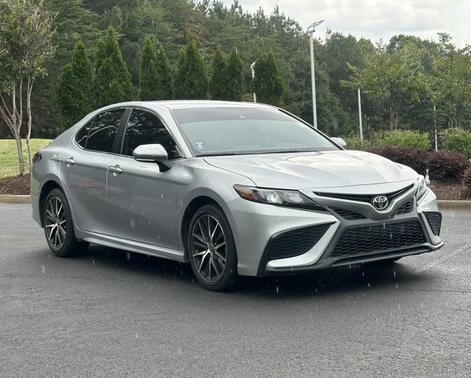 Celestial Silver Metallic 2022 Toyota Camry SE