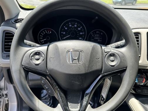 2022 Honda HR-V LX