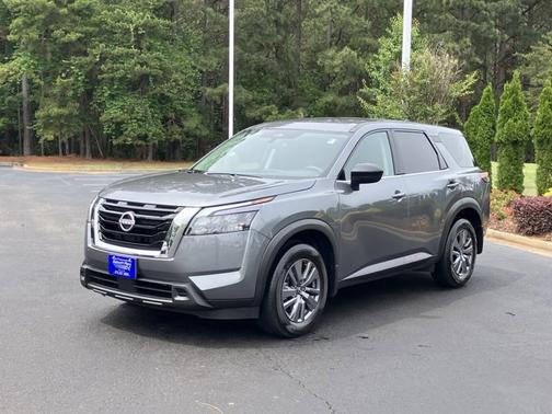 Gun Metallic 2025 Nissan Pathfinder S