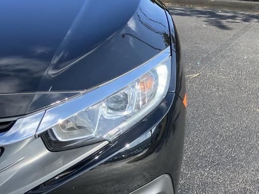 Crystal Black Pearl 2018 Honda Civic EX-T