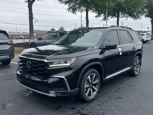 2025 Honda Pilot Touring