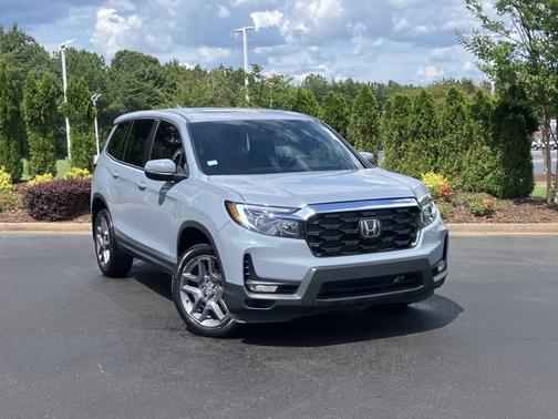 Sonic Gray Pearl 2023 Honda Passport EX-L