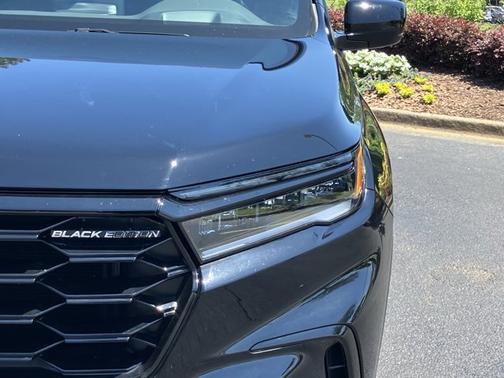 Crystal Black Pearl 2025 Honda Pilot Black Edition