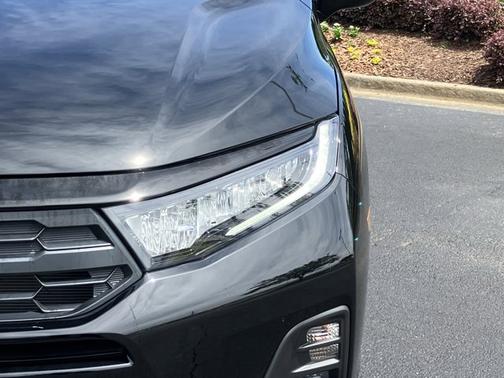 Crystal Black Pearl 2026 Honda Odyssey Sport-L