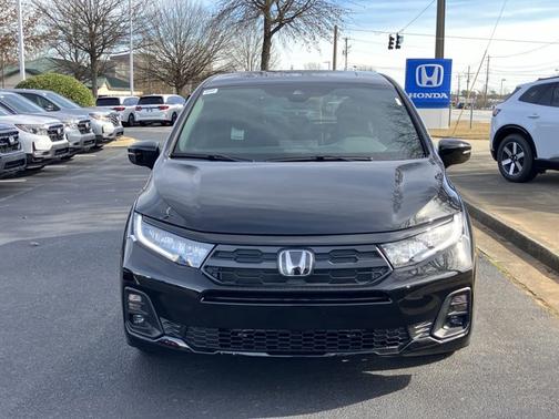Crystal Black Pearl 2026 Honda Odyssey Sport-L