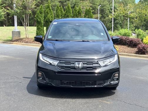 Crystal Black Pearl 2026 Honda Odyssey Sport-L