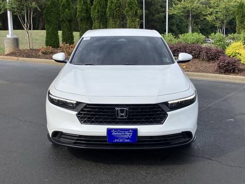 Platinum White Pearl 2025 Honda Accord LX