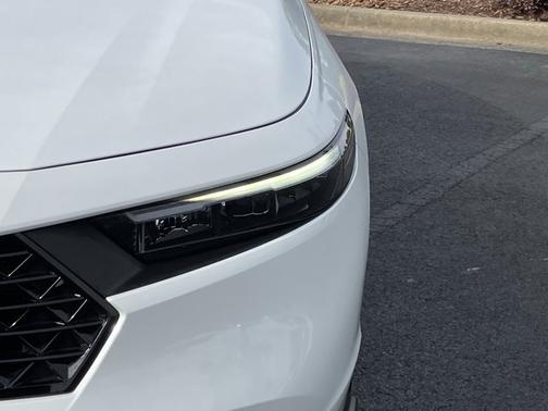 Platinum White Pearl 2025 Honda Accord LX