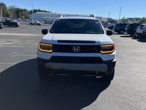 Platinum White Pearl 2027 Honda Passport TrailSport Elite