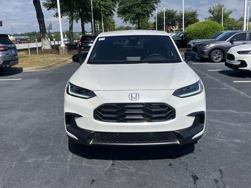 Platinum White Pearl 2026 Honda HR-V Sport