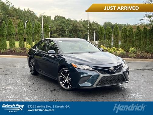 2018 Toyota Camry SE