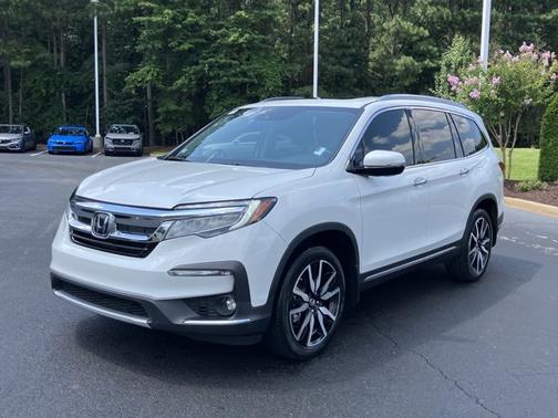 2022 Honda Pilot Touring 7-Passenger